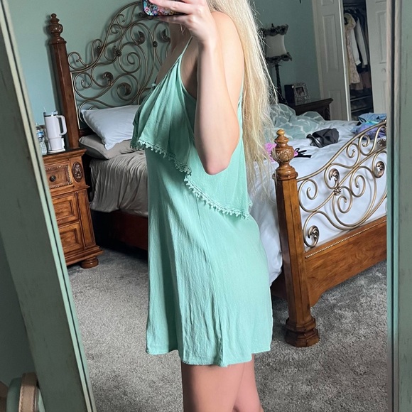 Solemio Green Drop Shoulder Mini Dress Size Small - Picture 2 of 12